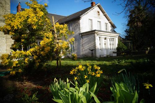 Зовнішній вигляд готелю, Normand'Histoire Chambres d'Hôtes (Normand'Histoire Chambres d'Hotes) in Isigny-sur-Mer