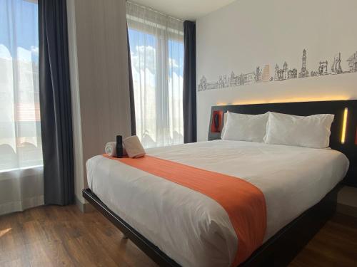 easyHotel Lisbon - image 8