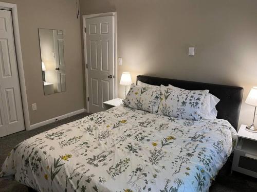 Carter #1 Two bedroom unit near Xavier Downtown, Cincinnati (Foto 8)