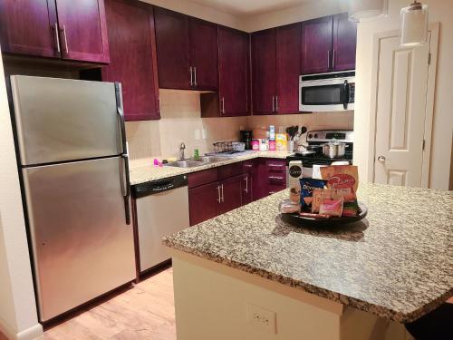 Beautiful Apartment Near Downtown
