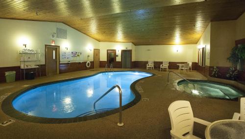 Country Inn Two Harbors