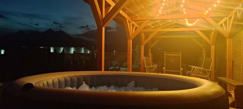 cadă fierbinte, Wellness Chata Tatry in Velka Lomnica