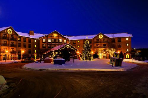 ทัศนียภาพภายนอกโรงแรม, Six Flags Great Escape Lodge & Indoor Waterpark in ควีนสบิวรี (NY)