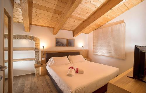 Cozy Apartment In Foligno With Wifi