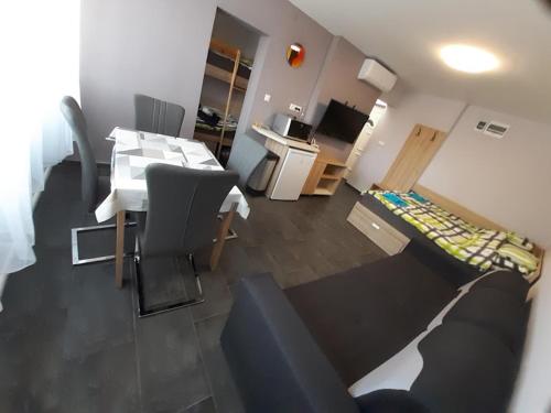 Balatonfenyves közvetlen vízparti Apartman pároknak