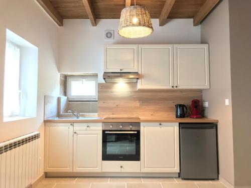 Kitchen, Gites Le Fer A Cheval Vassiviere in Beaumont-du-Lac