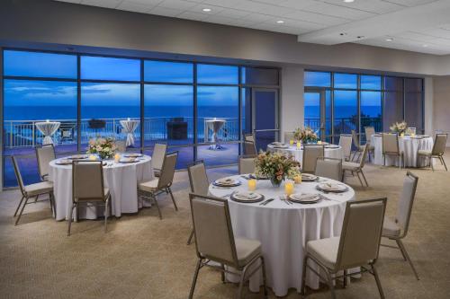 Holiday Inn Resort Wilmington East Wrightsville Beach an IHG Hotel - image 3