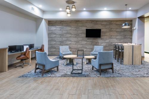 Candlewood Suites Mount Pleasant an IHG Hotel - image 12
