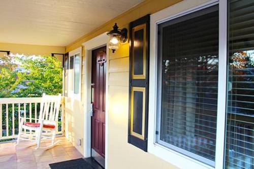 Silverton Inn & Suites