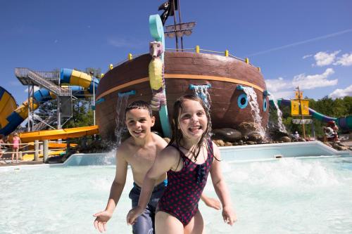 Six Flags Great Escape Lodge & Indoor Waterpark