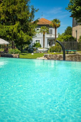 Peldbaseins, Villa Moiacchina Luxury Home in Castello Di Brianza