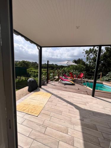 Facilities, Les Vanniers: Papaye - KARITE in Baie-Mahault