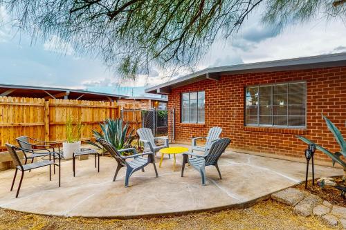 The Richey - Pastries Delivered To You!! near สวนพฤษศาสตร์ ทูซอน