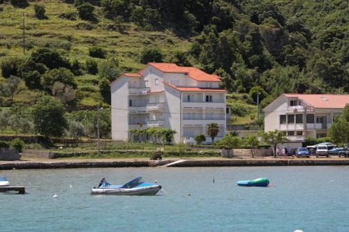 Apartment Supetarska Draga - Donja 2001c Arbe