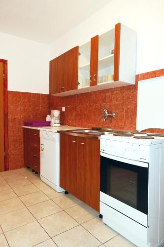 Apartment Pag 4119c - image 4
