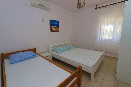 Apartment Kustici 4086d - image 7