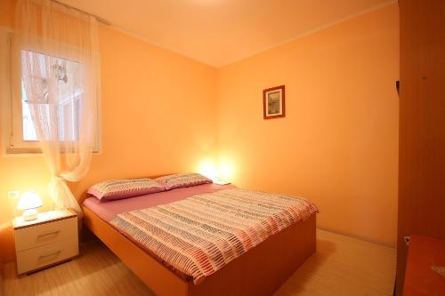 One-Bedroom Apartment with Terrace image 5