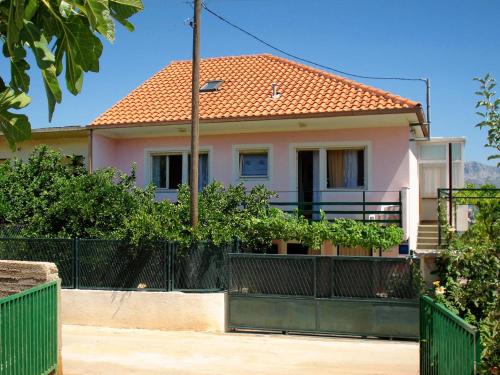 Apartments with a parking space Slatine, Ciovo - 1097