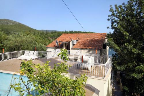  Seaside apartments with a swimming pool Molunat, Dubrovnik - 3544 in Gruda