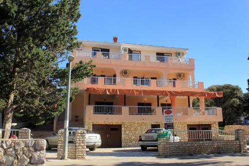 Apartments and rooms by the sea Mandre, Pag - 3557 Pag
