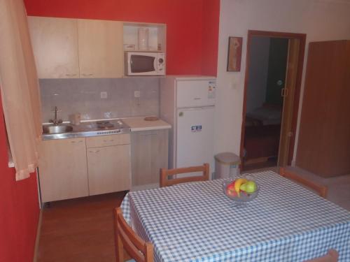 Apartment Zablace 4251d - image 5