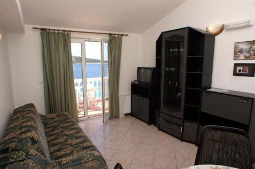 Apartments by the sea Primosten - 4169 - main image
