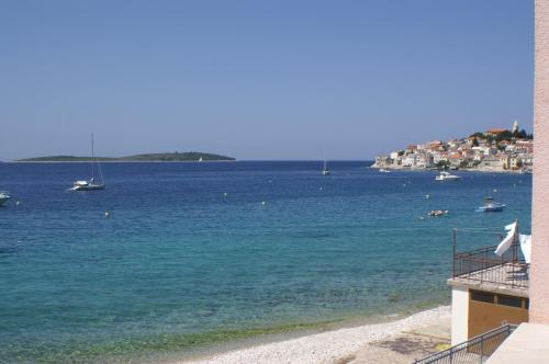 Apartments by the sea Primosten - 4177 - main image