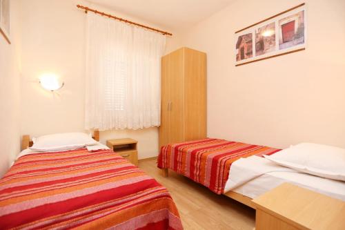 Apartments by the sea Poljica Trogir - 2034 - image 6