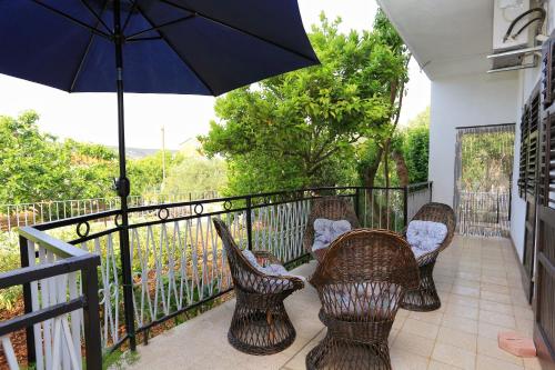 Apartments by the sea Poljica Trogir - 2034 - image 14