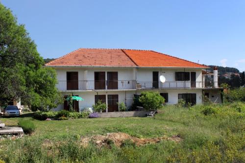  Apartments with a parking space Jelsa, Hvar - 2068 in Jelsa