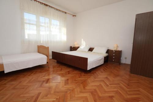 Apartment Vinisce 1165b - image 8