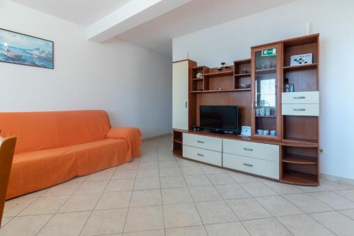 Two-Bedroom Apartment with Terrace and Sea View room in Apartments with parking space Sveta Nedilja Hvar - 4049