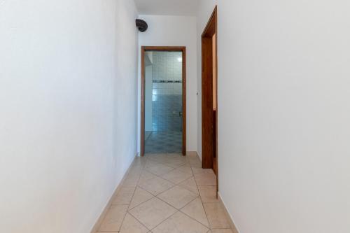 Two-Bedroom Apartment with Terrace and Sea View image 1