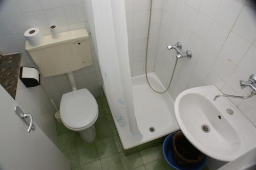 Double Room Jelsa 4041e - image 10