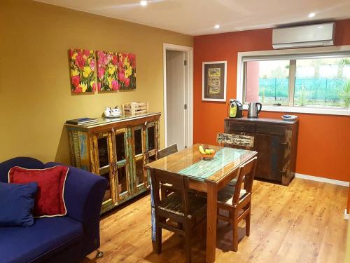 Delightful 1-bed barn with stunning mountain views... in Plesentpointa