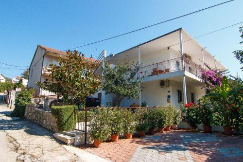 Apartments By The Sea Marina, Trogir - 1160