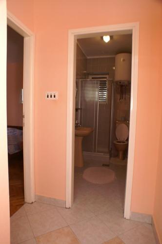 Apartments with a parking space Mandre Pag - 4075 - image 4