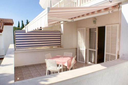 Apartments by the sea Novalja Pag - 4052 - image 4
