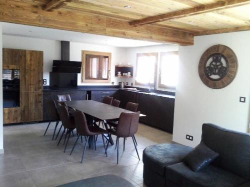 Duplex 5 pièces, 10 pers, Sud, Animaux admis, Parking - FR-1-263-511, Valloire (photo 2)
