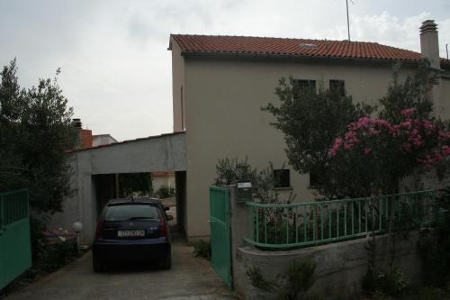 Apartments by the sea Brodarica Sibenik - 4221 - main image