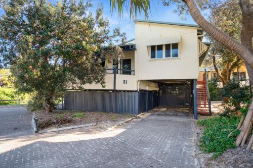 Fraser Island Beach Houses