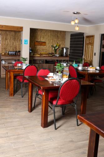 Tikay Suite Hotel in โกเปียโป