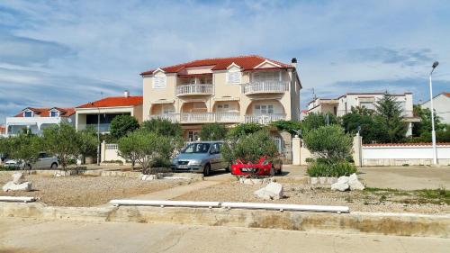 Apartments by the sea Brodarica Sibenik - 4194