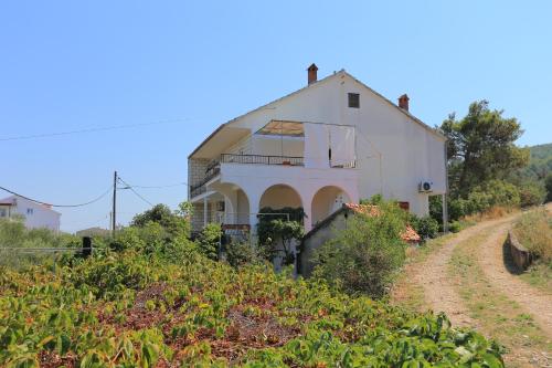 Apartments and rooms by the sea Arbanija, Ciovo - 1125