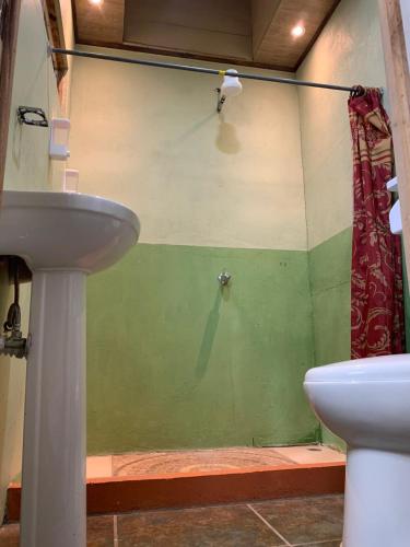 Bathroom, Gardens House, Airport Juan Santamaria, Alajuela, San Jose in Cristo Rey