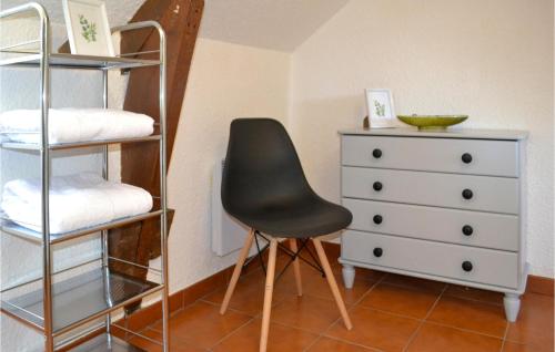 1 Bedroom Cozy Apartment In Vitrac