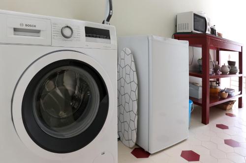 Best Authentic Apartment Monti 5 mins from Colosseum, Roma (foto 2)