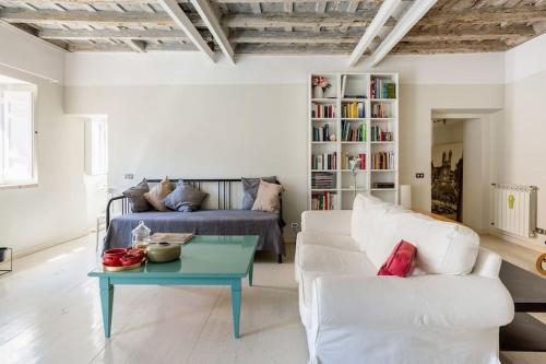 Best Authentic Apartment Monti 5 mins from Colosseum, Roma (foto 6)