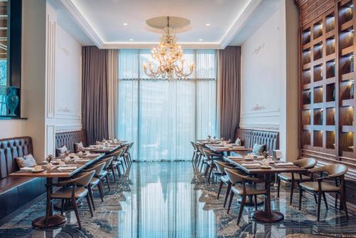 Restaurant, Iberostar Waves Slavija in Budva