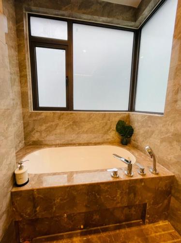 R&F PRINCESS COVE at ANJU near River Safari